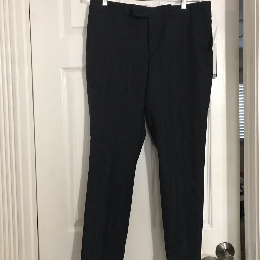 DKNY 32x30 Navy pinstripe dress pants
